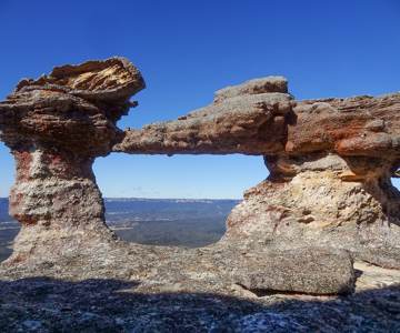 Rock Formation - Photo: Yuri Bolotin