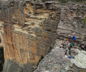 Huge Cliffs - Photo: Yuri Bolotin