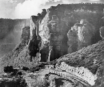 Narrow Neck - c1920